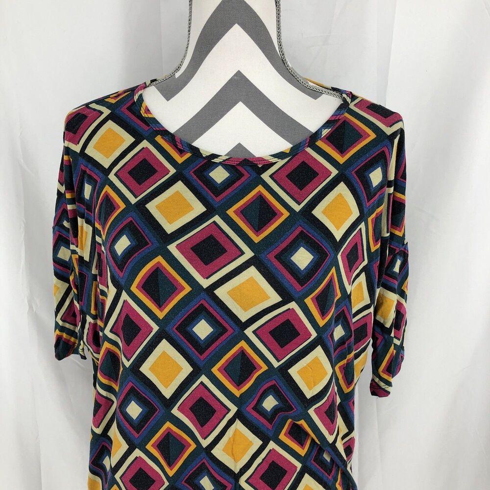 LuLaRoe Multicolor Diamond Square Geometric Short Sleeve Shirt Small